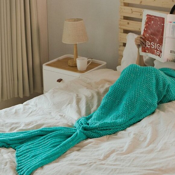 Mermaid Tail Blanket - Green for Women | Teen | Pre-Teen - Picture 1 of 3